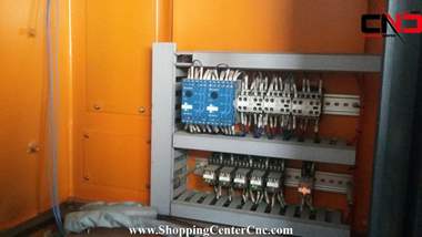 تراش سی ان سی دو محور Hitachi Seiki HT 20r ساخت ژاپن